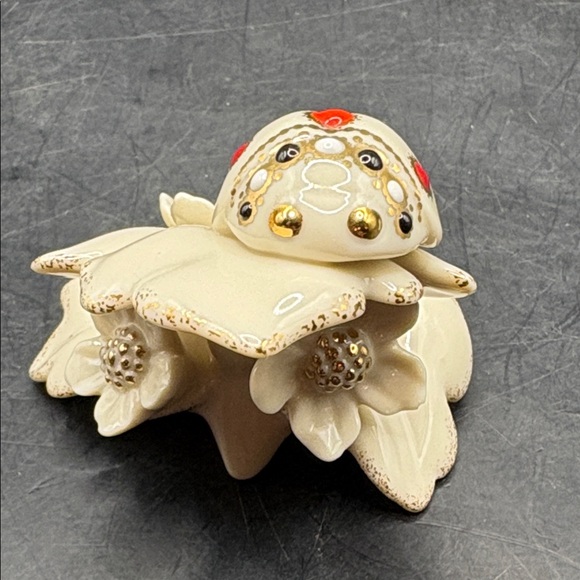 Lenox Ladybug - Picture 3 of 5